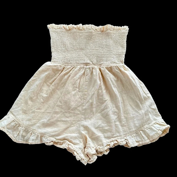 Princess Polly US size 8 Harper Lee Strapless Shorts Romper Playsuit smocked - Picture 3 of 9
